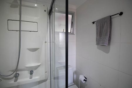 Apartamento à venda com 68m², 3 quartos e 1 vaga Apartamento à venda com 68m², 3 quartos e 1 vagaBanheiro Social