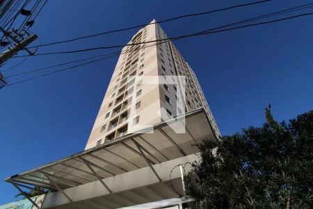 Apartamento para alugar com 67m², 3 quartos e 1 vaga Apartamento para alugar com 67m², 3 quartos e 1 vagaFachada