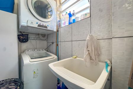 Apartamento à venda com 150m², 4 quartos e 2 vagas Apartamento à venda com 150m², 4 quartos e 2 vagasCobertura - área de serviço