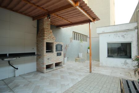 Apartamento à venda com 55m², 2 quartos e 1 vagaÁrea comum