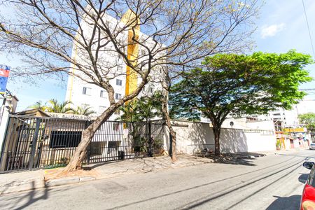Apartamento para alugar com 57m², 2 quartos e 1 vagaFachada