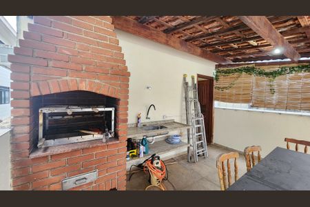 Casa para alugar com 224m², 4 quartos e 2 vagas Casa para alugar com 224m², 4 quartos e 2 vagasÁrea comum