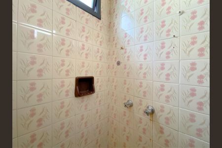 Apartamento para alugar com 120m², 3 quartos e 1 vaga Apartamento para alugar com 120m², 3 quartos e 1 vagaBanheiro da Suíte