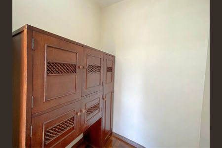 Apartamento para alugar com 120m², 3 quartos e 1 vaga Apartamento para alugar com 120m², 3 quartos e 1 vagaQuarto de Serviço