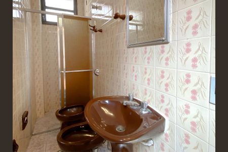 Apartamento para alugar com 120m², 3 quartos e 1 vaga Apartamento para alugar com 120m², 3 quartos e 1 vagaBanheiro da Suíte