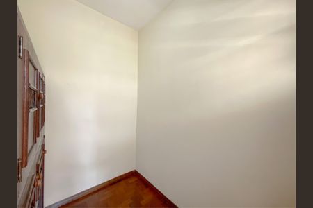 Apartamento para alugar com 120m², 3 quartos e 1 vaga Apartamento para alugar com 120m², 3 quartos e 1 vagaQuarto de Serviço