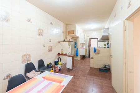 Casa à venda com 220m², 5 quartos e 1 vagaCozinha