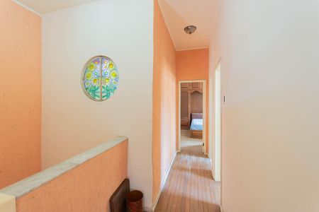 Casa à venda com 220m², 5 quartos e 1 vagaCorredor