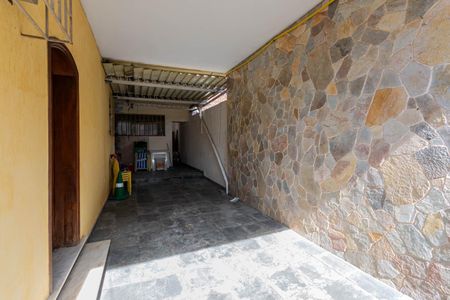 Casa à venda com 220m², 5 quartos e 1 vagaGaragem