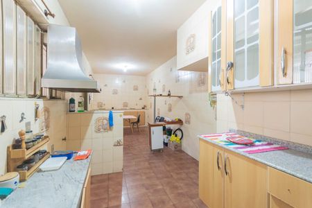 Casa à venda com 220m², 5 quartos e 1 vagaCozinha