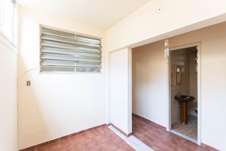 Casa à venda com 220m², 5 quartos e 1 vagaSala 2