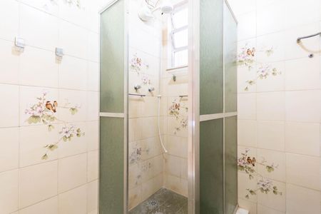 Casa à venda com 220m², 5 quartos e 1 vagaBanheiro da Suíte