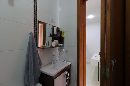 Apartamento à venda com 42m², 2 quartos e 1 vagaBanheiro Social