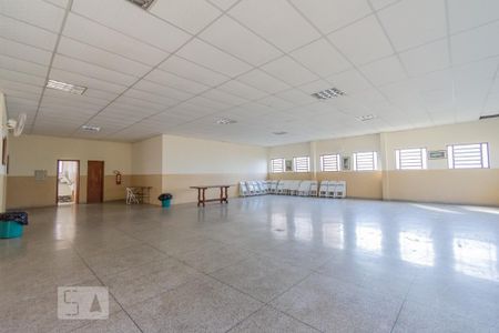 Apartamento para alugar com 63m², 2 quartos e 1 vaga Apartamento para alugar com 63m², 2 quartos e 1 vagaÁrea comum - Salão de festas
