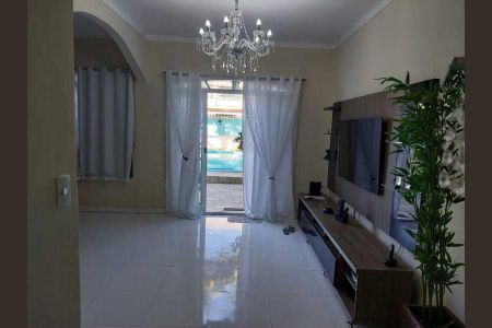 Casa de Condomínio à venda com 4 quartos, 200m² em Taquara, Rio de Janeiro