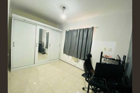 Casa à venda com 53m², 2 quartos e 1 vaga