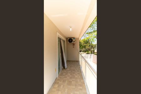 Casa à venda com 140m², 3 quartos e 2 vagas Casa à venda com 140m², 3 quartos e 2 vagasSuíte vista