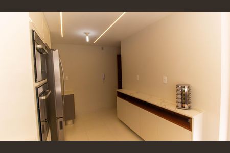 Casa à venda com 140m², 3 quartos e 2 vagas Casa à venda com 140m², 3 quartos e 2 vagasCozinha