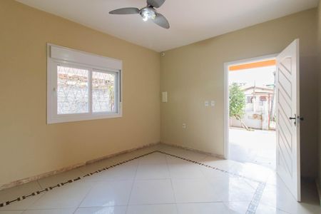 Sala de casa à venda com 5 quartos, 179m² em Cavalhada, Porto Alegre