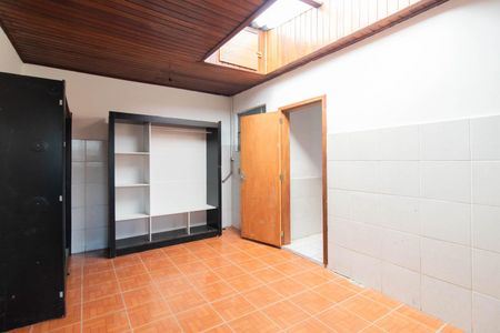 Casa à venda com 179m², 5 quartos e 4 vagas Casa à venda com 179m², 5 quartos e 4 vagasQuarto 2 - Casa 2