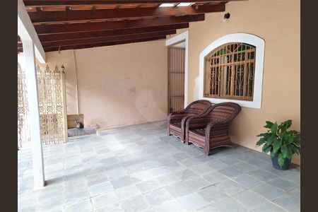 Casa à venda com 160m², 3 quartos e 3 vagas
