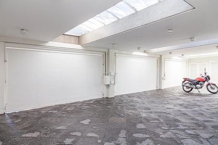 Casa à venda com 589m², 3 quartos e 6 vagas
