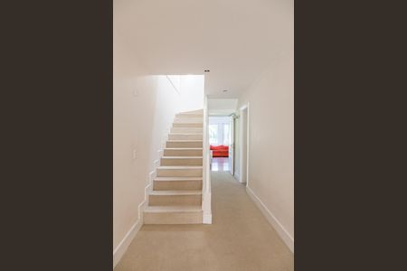Casa à venda com 589m², 3 quartos e 6 vagas