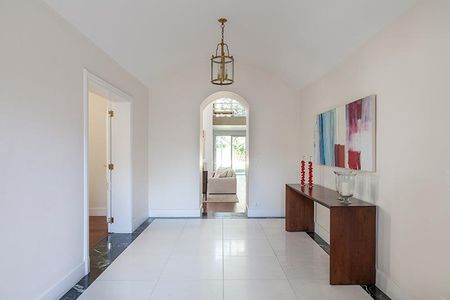 Casa à venda com 589m², 3 quartos e 6 vagas