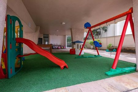 Apartamento à venda com 130m², 3 quartos e 1 vaga