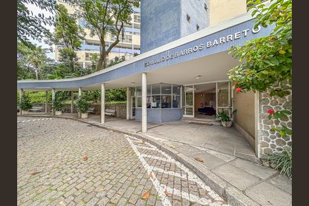 Apartamento à venda com 107m², 3 quartos e 1 vaga Apartamento à venda com 107m², 3 quartos e 1 vagaÁrea comum