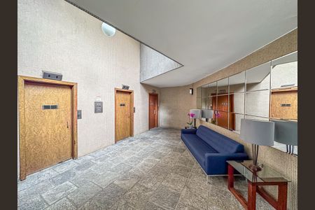 Apartamento à venda com 107m², 3 quartos e 1 vaga Apartamento à venda com 107m², 3 quartos e 1 vagaÁrea comum