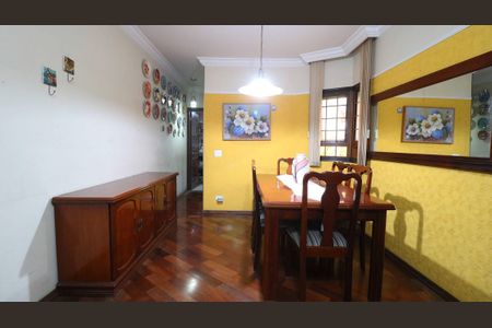 Casa à venda com 125m², 3 quartos e 2 vagas