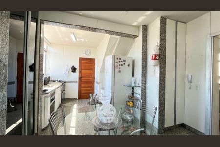 Apartamento à venda com 110m², 3 quartos e 1 vaga