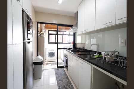 Apartamento para alugar com 110m², 2 quartos e 2 vagasCozinha