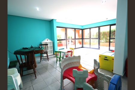 Apartamento para alugar com 110m², 2 quartos e 2 vagasÁrea Comum - Playground