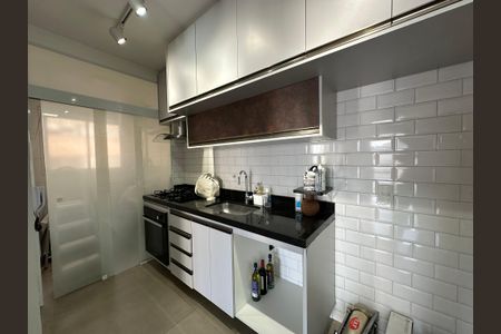 Apartamento para alugar com 65m², 2 quartos e 1 vaga Apartamento para alugar com 65m², 2 quartos e 1 vagaCozinha