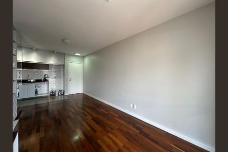 Apartamento para alugar com 65m², 2 quartos e 1 vaga Apartamento para alugar com 65m², 2 quartos e 1 vagaSala