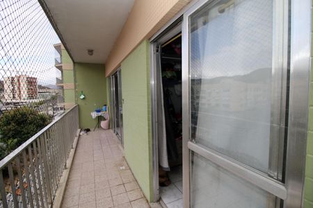 Apartamento à venda com 100m², 3 quartos e 1 vagaVaranda