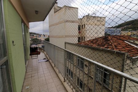 Apartamento à venda com 100m², 3 quartos e 1 vagaVaranda