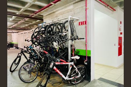 Apartamento à venda com 43m², 2 quartos e 1 vaga Apartamento à venda com 43m², 2 quartos e 1 vagaBicicletario