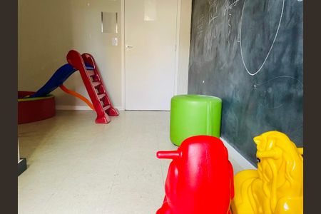 Apartamento à venda com 43m², 2 quartos e 1 vaga Apartamento à venda com 43m², 2 quartos e 1 vagaBrinquedoteca