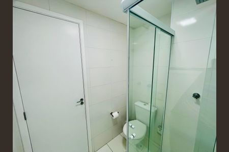 Apartamento à venda com 43m², 2 quartos e 1 vaga Apartamento à venda com 43m², 2 quartos e 1 vagaBanheiro