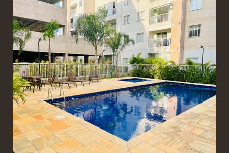 Apartamento à venda com 43m², 2 quartos e 1 vaga Apartamento à venda com 43m², 2 quartos e 1 vagaPiscina