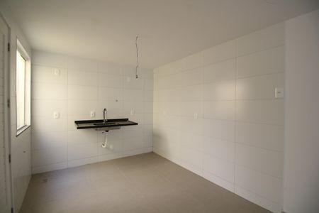 Casa de condomínio à venda com 81m², 2 quartos e 1 vagaCozinha