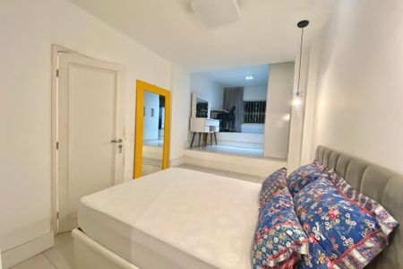 Apartamento à venda com 56m², 1 quarto e sem vaga Apartamento à venda com 56m², 1 quarto e sem vagaSuite