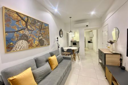 Apartamento à venda com 56m², 1 quarto e sem vaga Apartamento à venda com 56m², 1 quarto e sem vagaSala