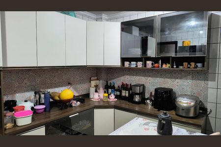 Casa para alugar com 120m², 3 quartos e 2 vagasCozinha