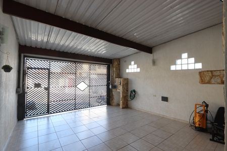 Casa à venda com 250m², 2 quartos e 2 vagasGaragem