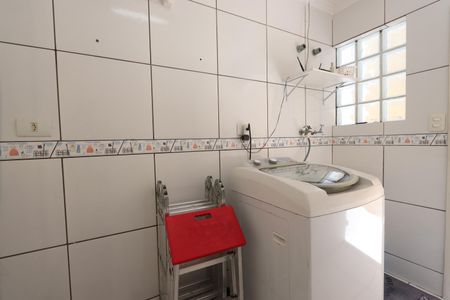 Casa à venda com 250m², 2 quartos e 2 vagasLavanderia