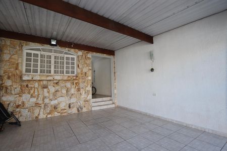 Casa à venda com 250m², 2 quartos e 2 vagasGaragem